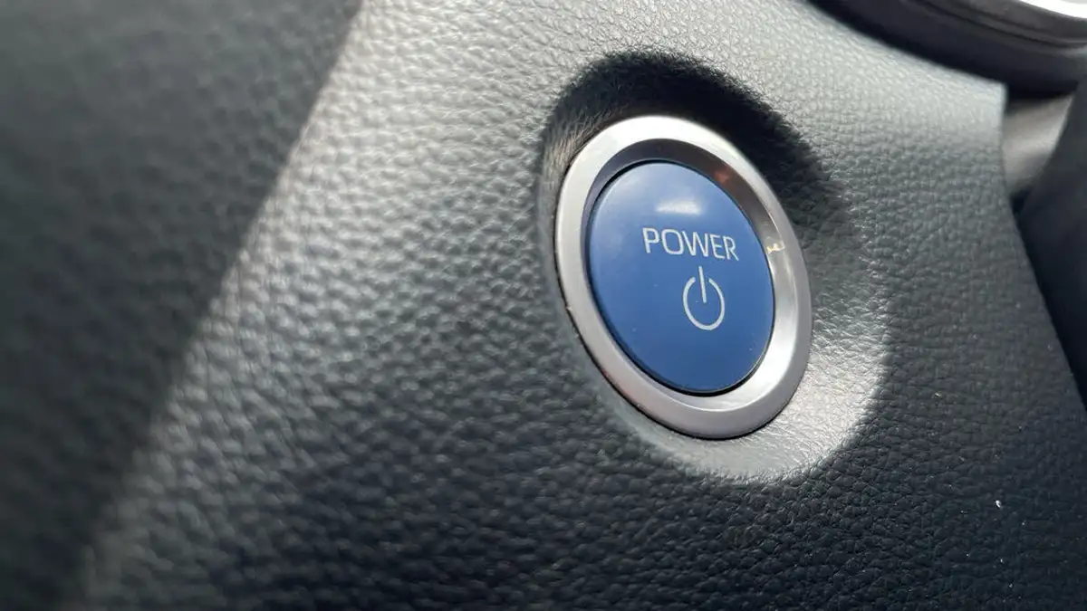 2021-toyota-corolla-18-vvt-i-icon-tech-spare-wheel-hatchback-5d-big-23