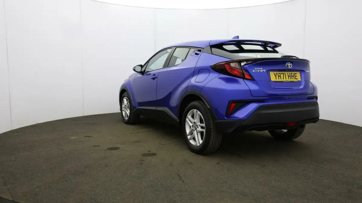 2021-toyota-c-hr-18-vvt-i-icon-big-41