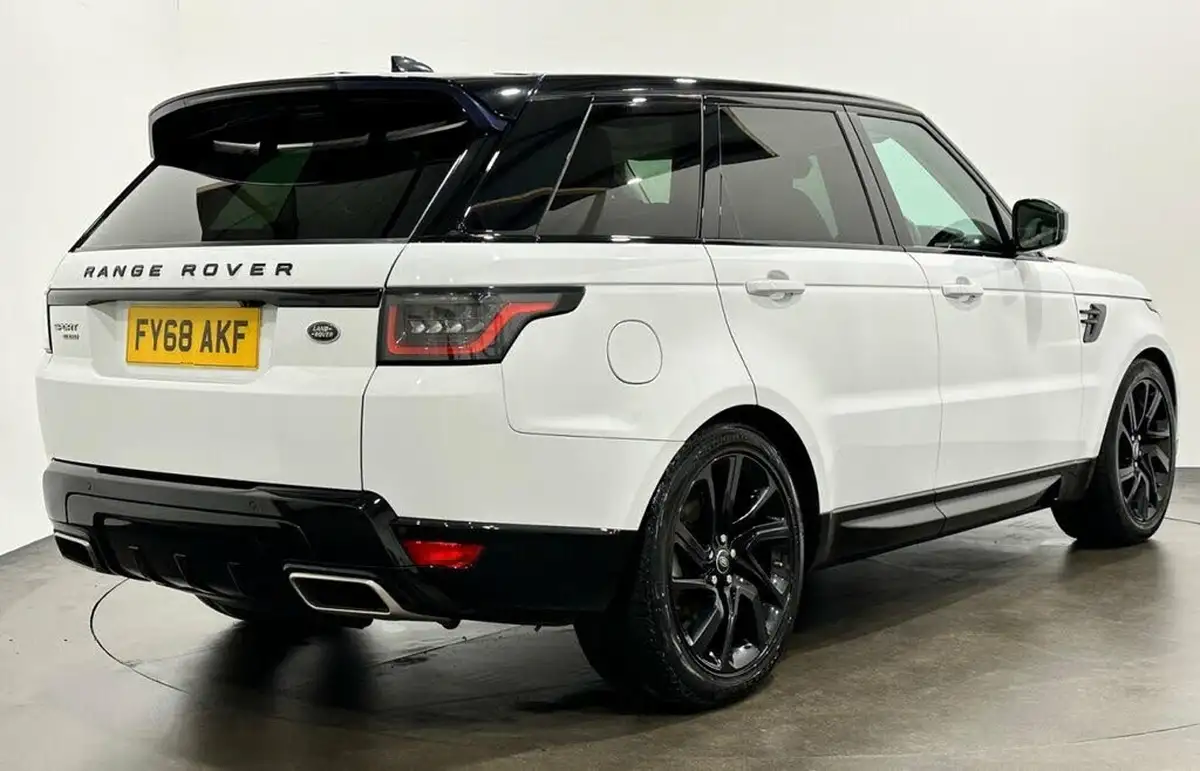 2018-land-rover-range-rover-sport-30-sd-v6-hse-sdv6-big-3