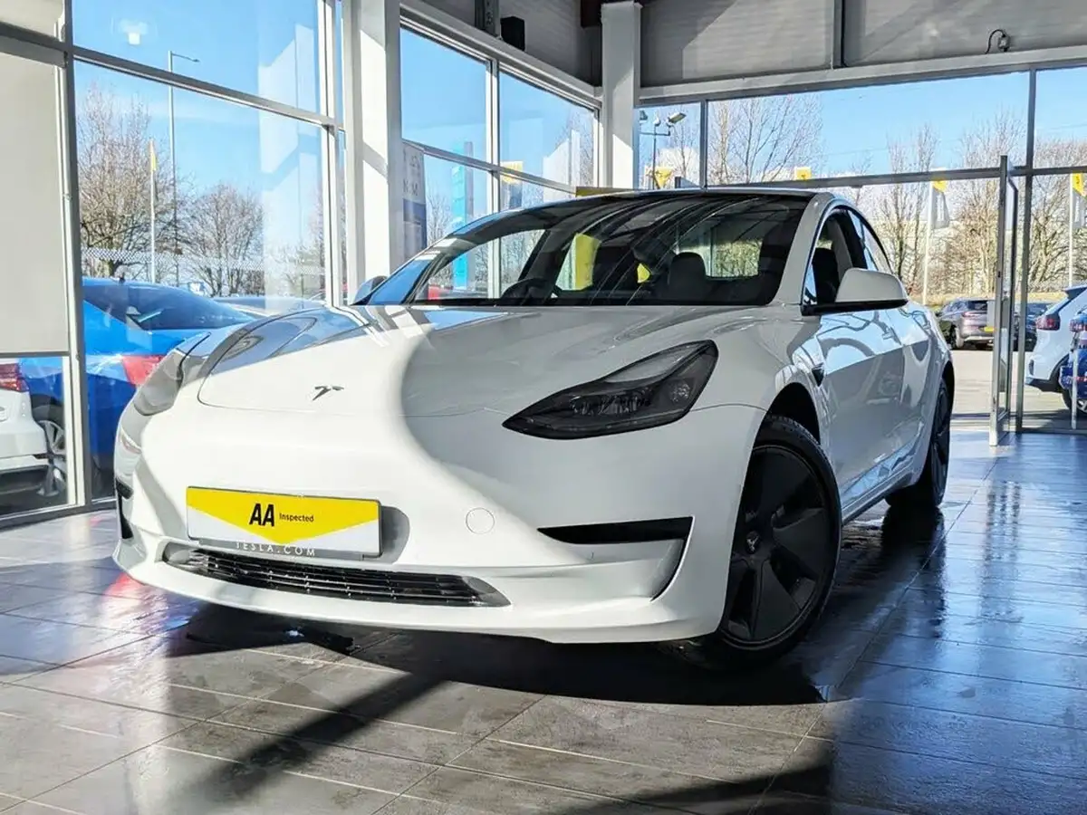 2020-tesla-model-3-e-standard-plus-big-5