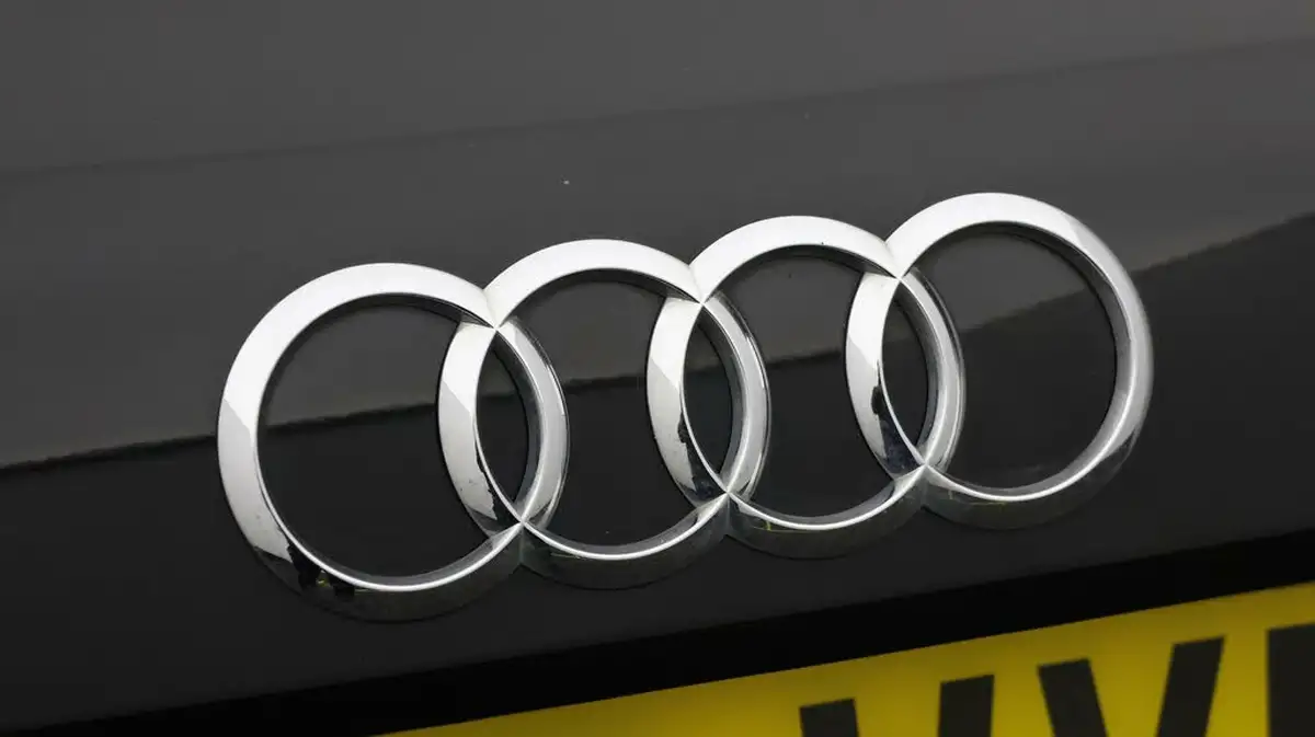 2020-audi-a3-10-30-tfsi-110ps-sportback-5d-big-19