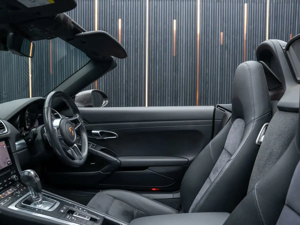2019-porsche-boxster-718-20-boxster-pdk-big-38