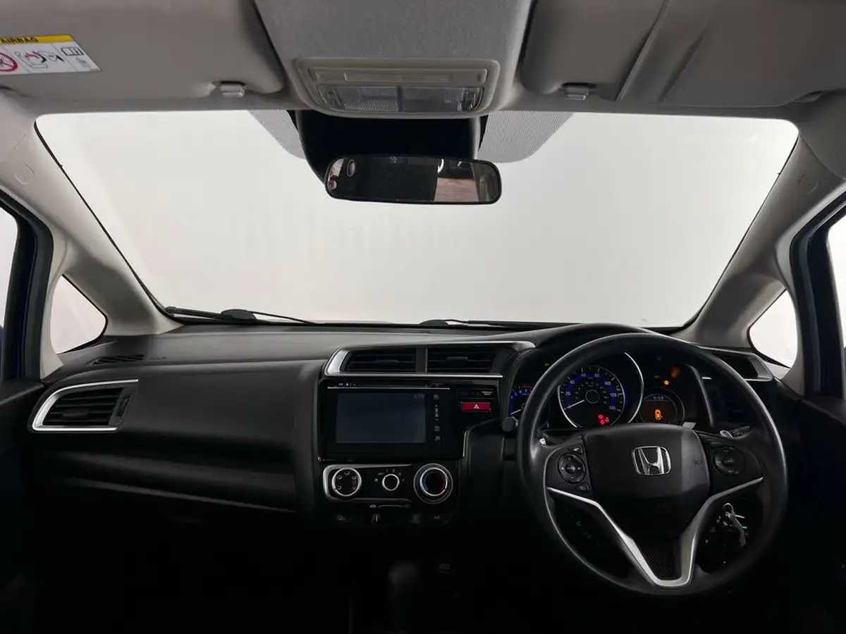 2017-honda-jazz-13-i-vtec-se-navi-cvt-big-19
