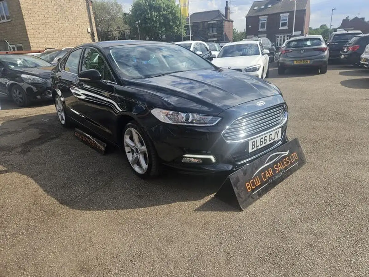 2017-ford-mondeo-20tdci-titanium-180ps-hatchback-powershift-big-10