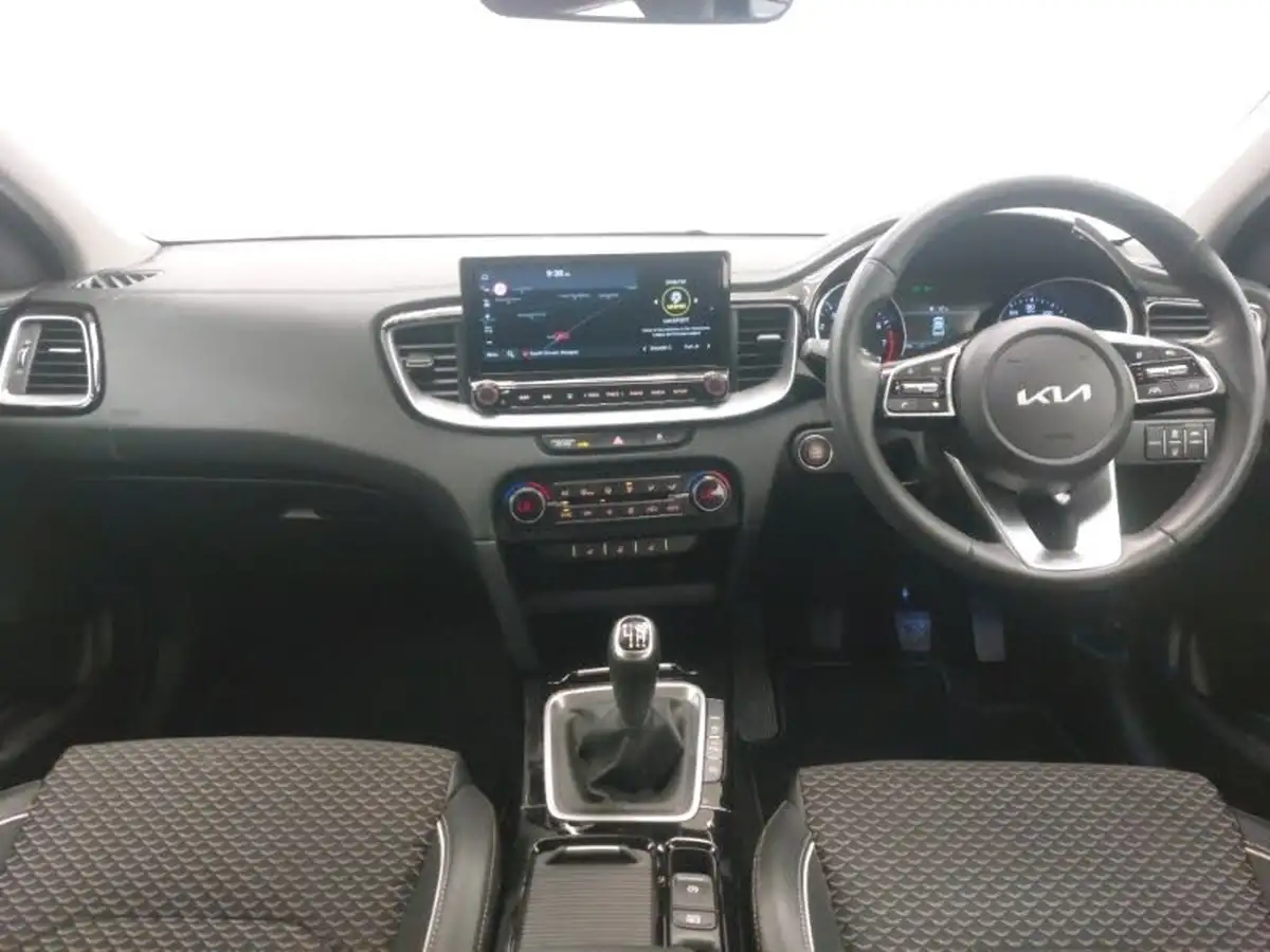 2023-kia-xceed-15-t-gdi-3-158bhp-big-2