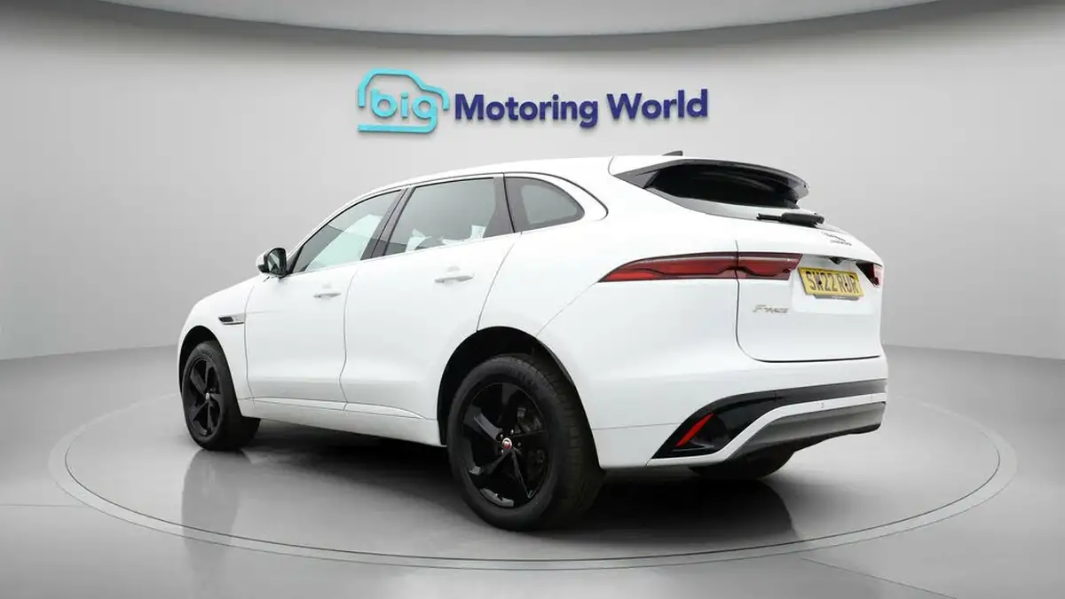 2022-jaguar-f-pace-20-d200-r-dynamic-s-big-4