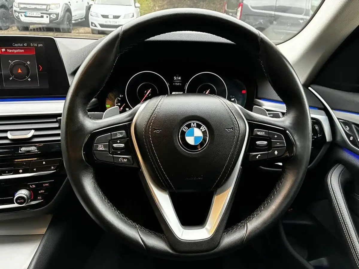 2018-bmw-5-series-20-530e-se-big-11