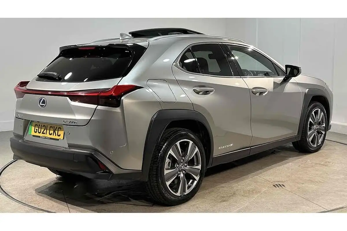 2021-lexus-ux-300e-e-ux-big-8