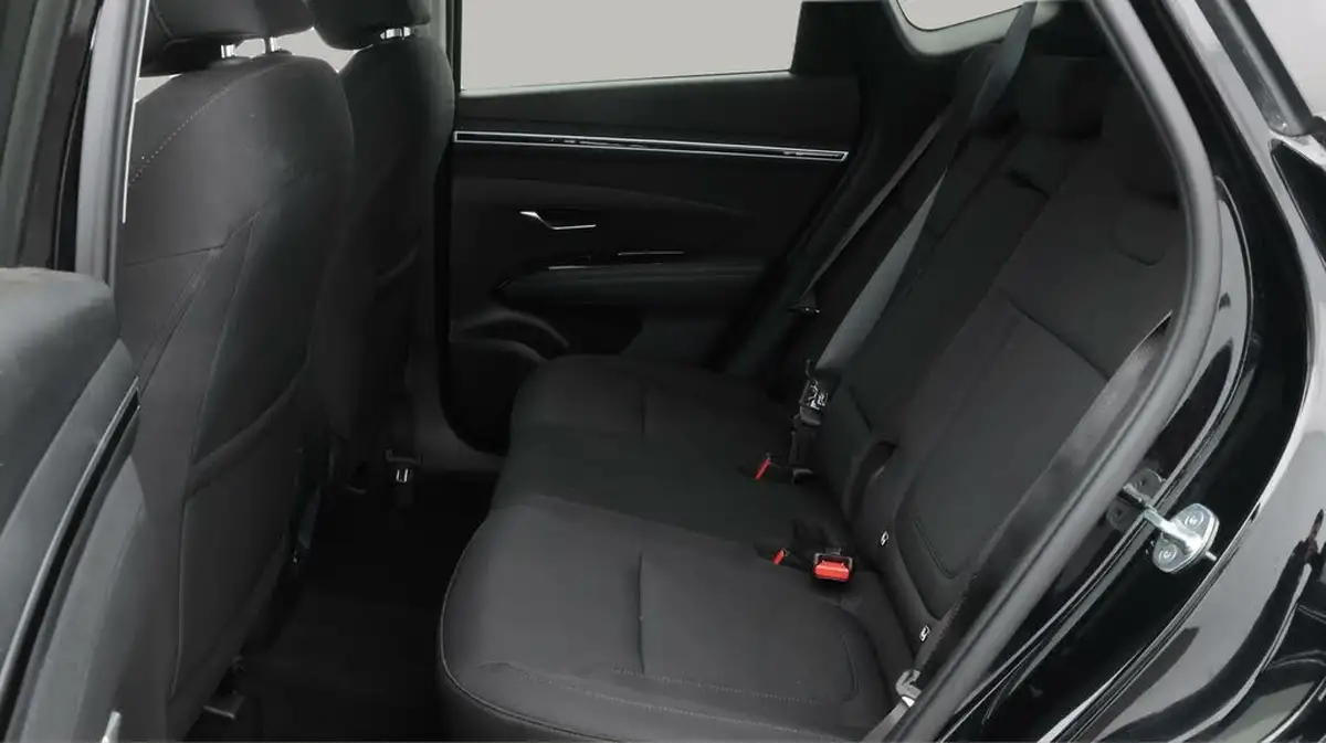 2022-hyundai-tucson-16-t-gdi-se-connect-150ps-big-18