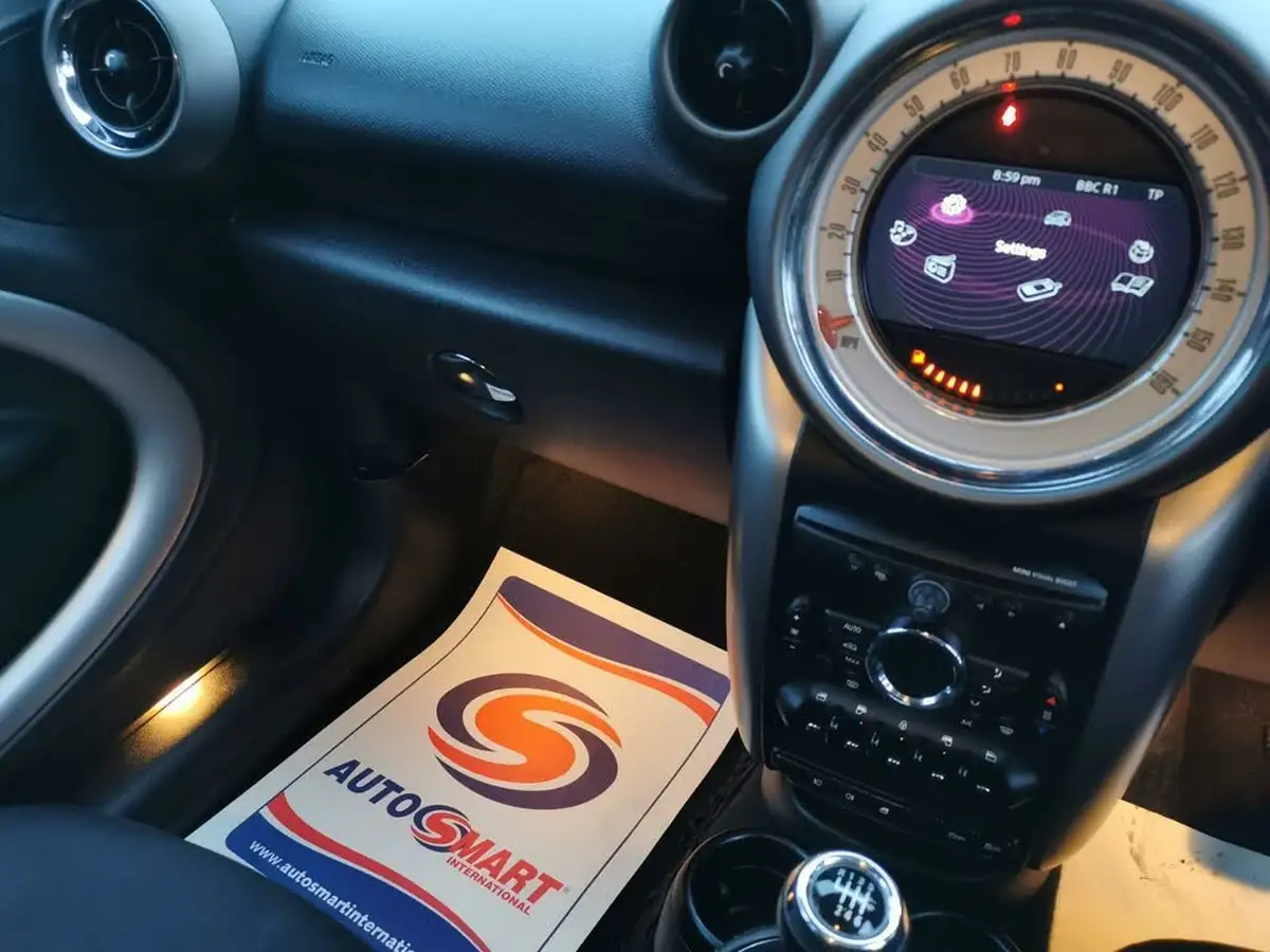 2012-mini-countryman-16-one-98bhp-big-16