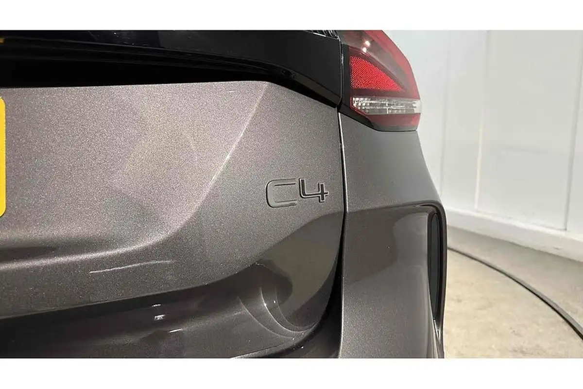 2021-citroen-c4-12-puretech-shine-plus-130ps-big-13