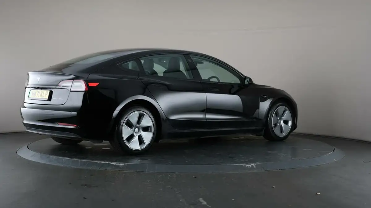 2021-tesla-model-3-e-long-range-awd-big-65