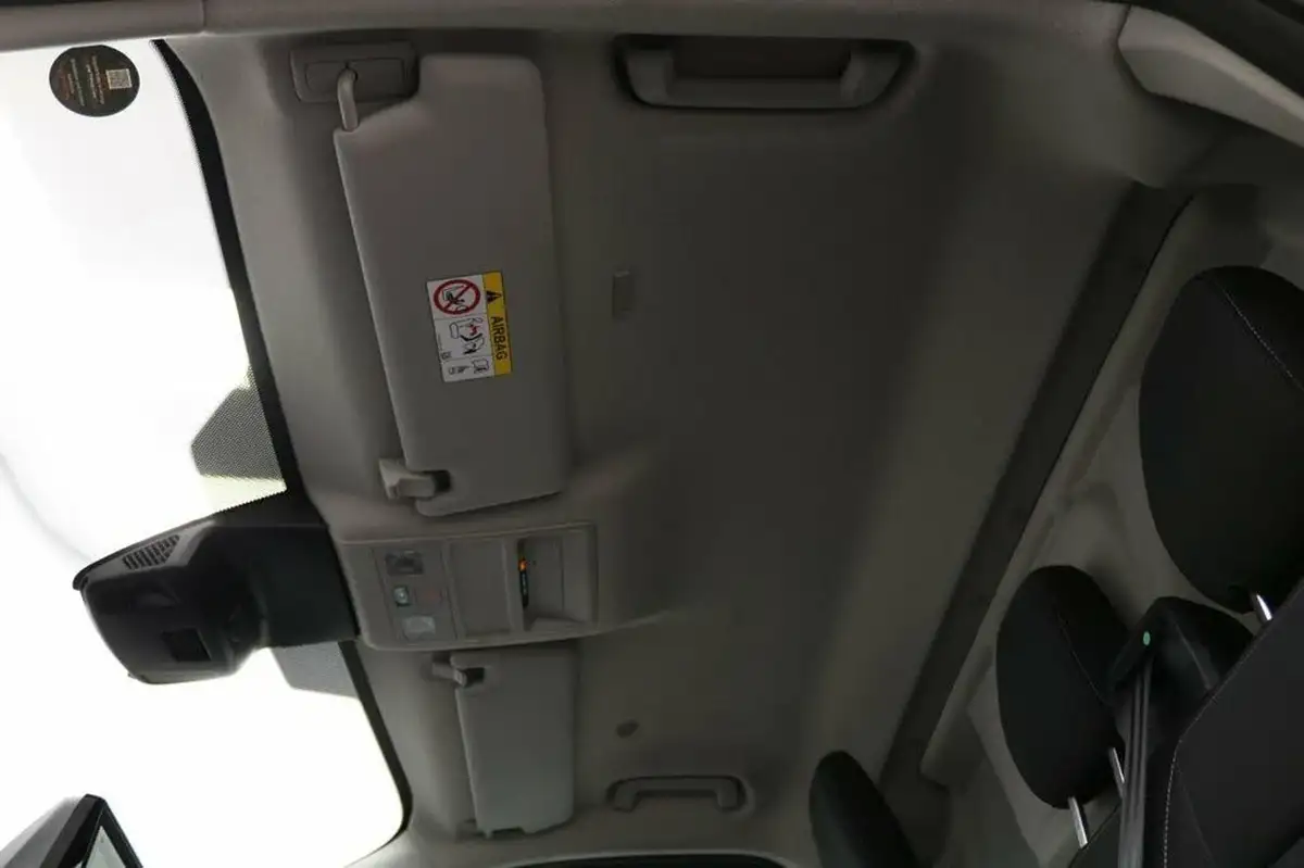 2024-ford-transit-custom-20tdci-320-l1h1-limited-136pseu6e-panel-van-1996cc-auto-big-28