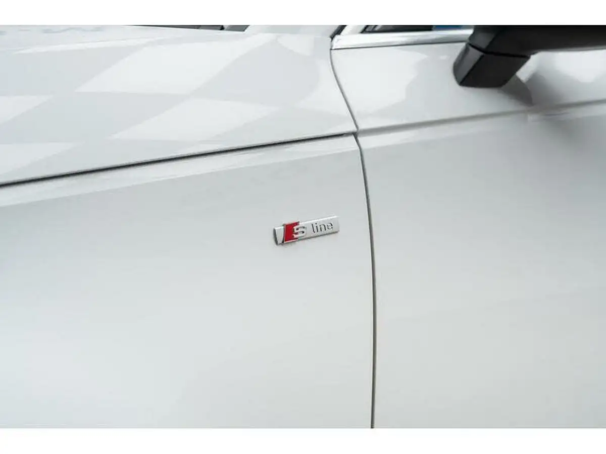 2018-audi-a4-avant-14-tfsi-s-line-tronic-big-20