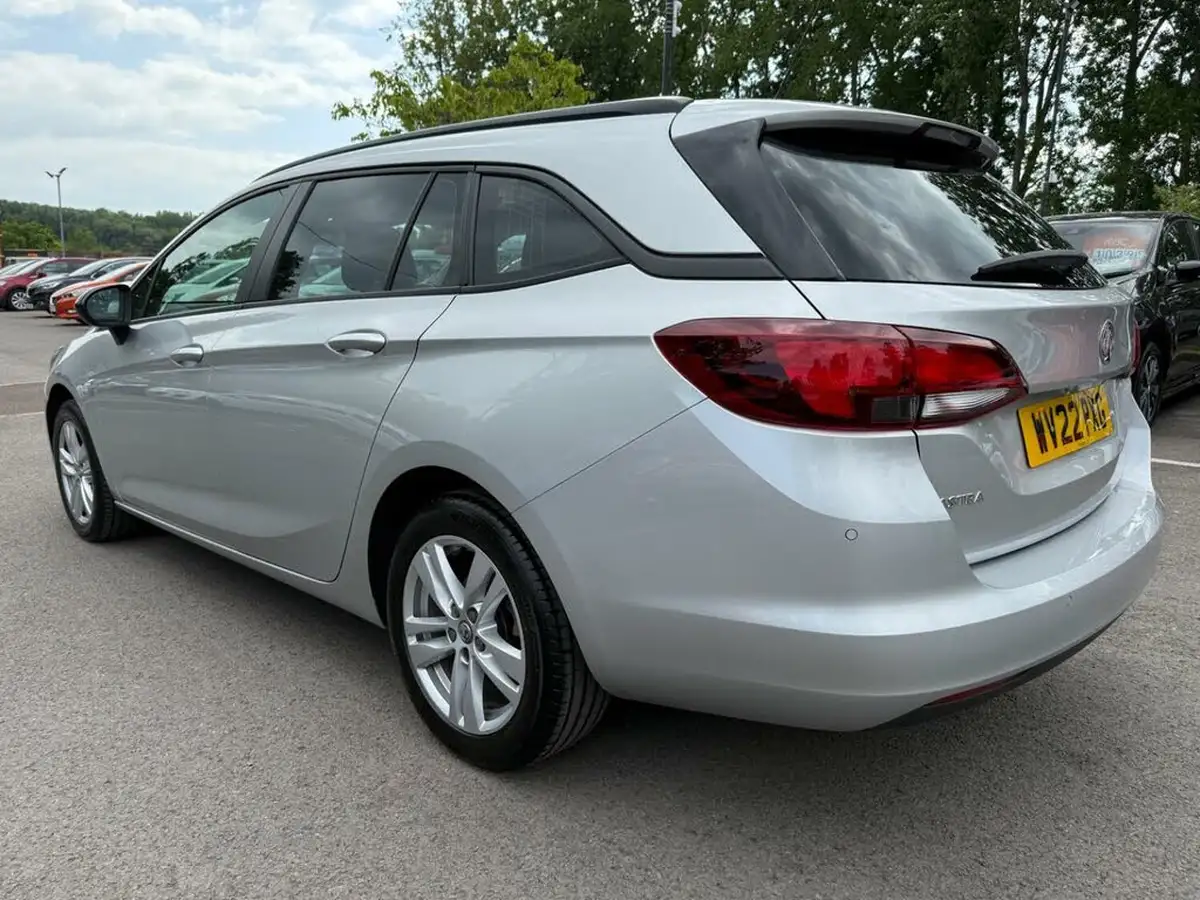 2021-vauxhall-astra-12-turbo-business-edition-nav-130ps-estate-big-6