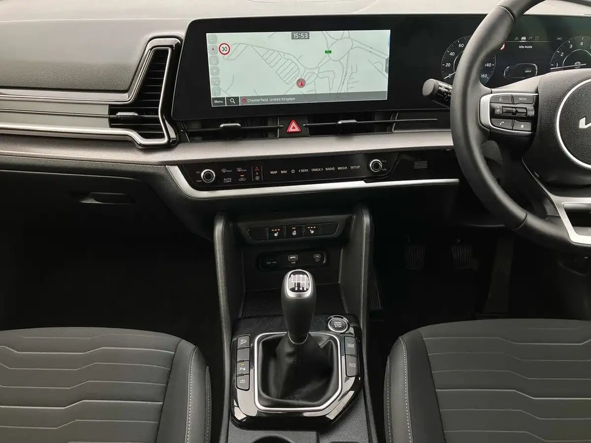 2024-kia-sportage-16-t-gdi-3-157bhp-48v-big-19