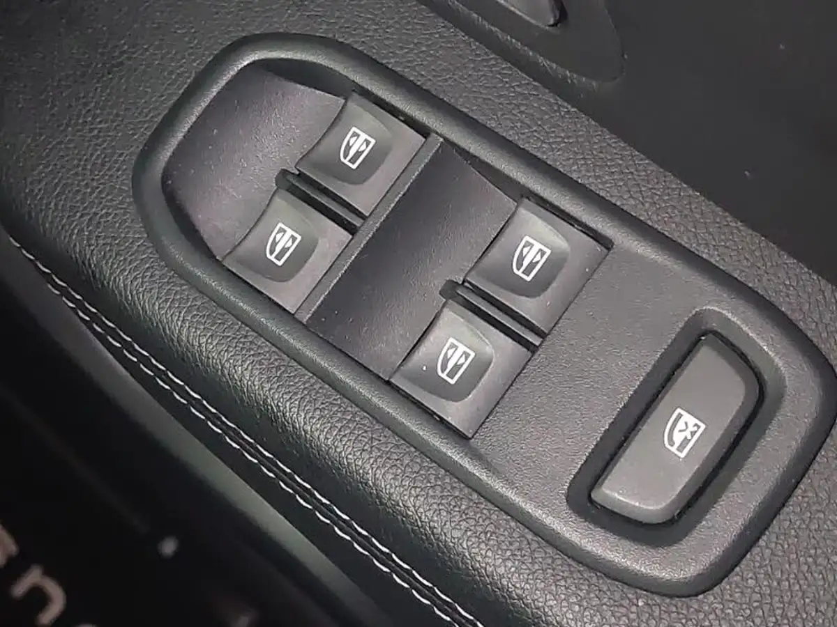 2018-dacia-duster-16-sce-prestige-big-18