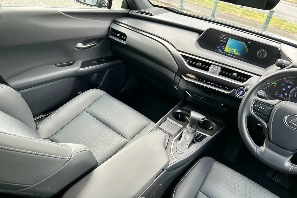 2022-lexus-ux-250h-20-ux-184bhp-without-navigation-big-58