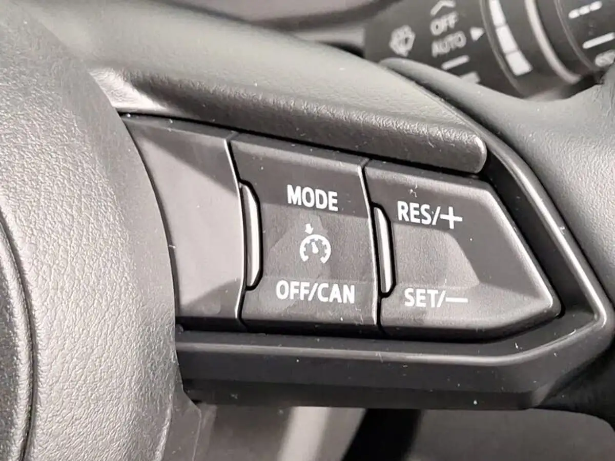 2024-mazda-mazda2-15-e-skyactiv-g-homura-big-15