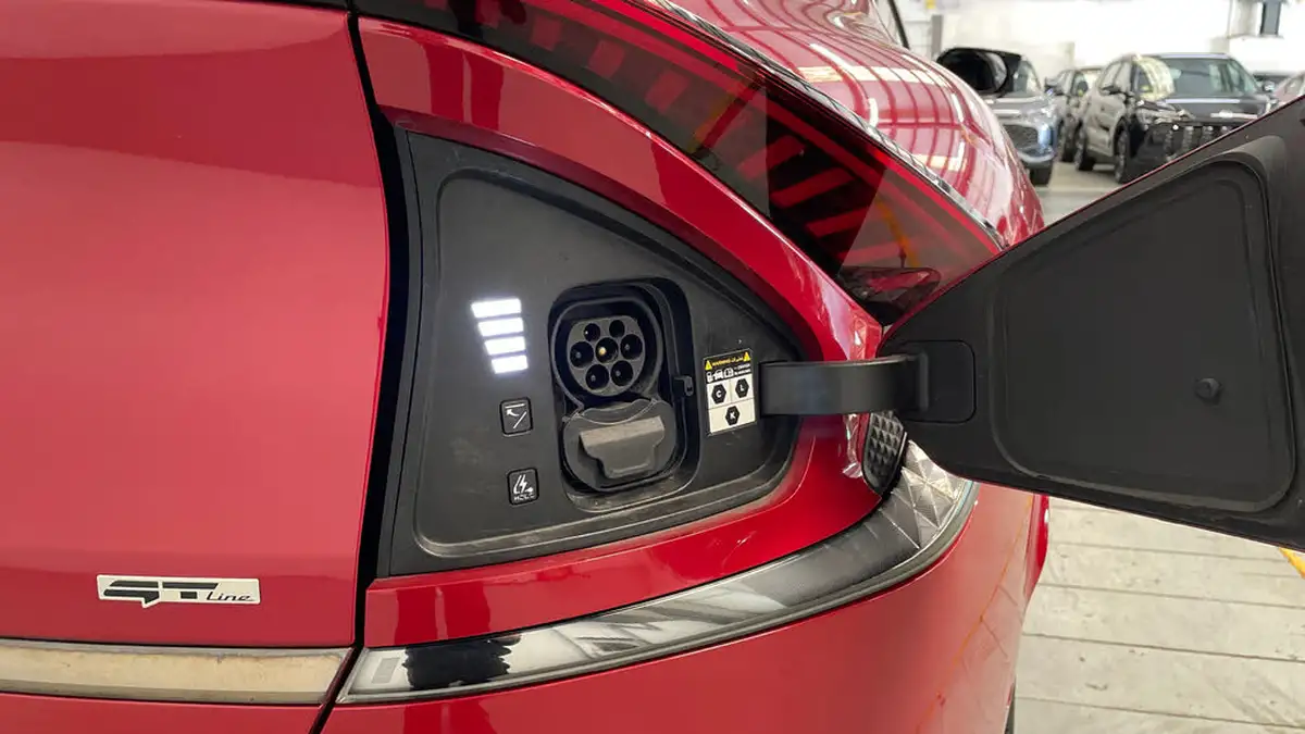2022-kia-ev6-e-gt-line-s-225bhp-heat-pump-big-20