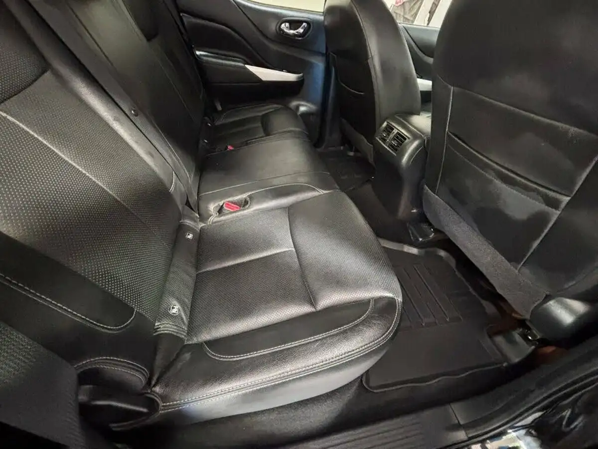 2021-nissan-navara-23dci-tt-tekna-8-navileather-auto-big-7
