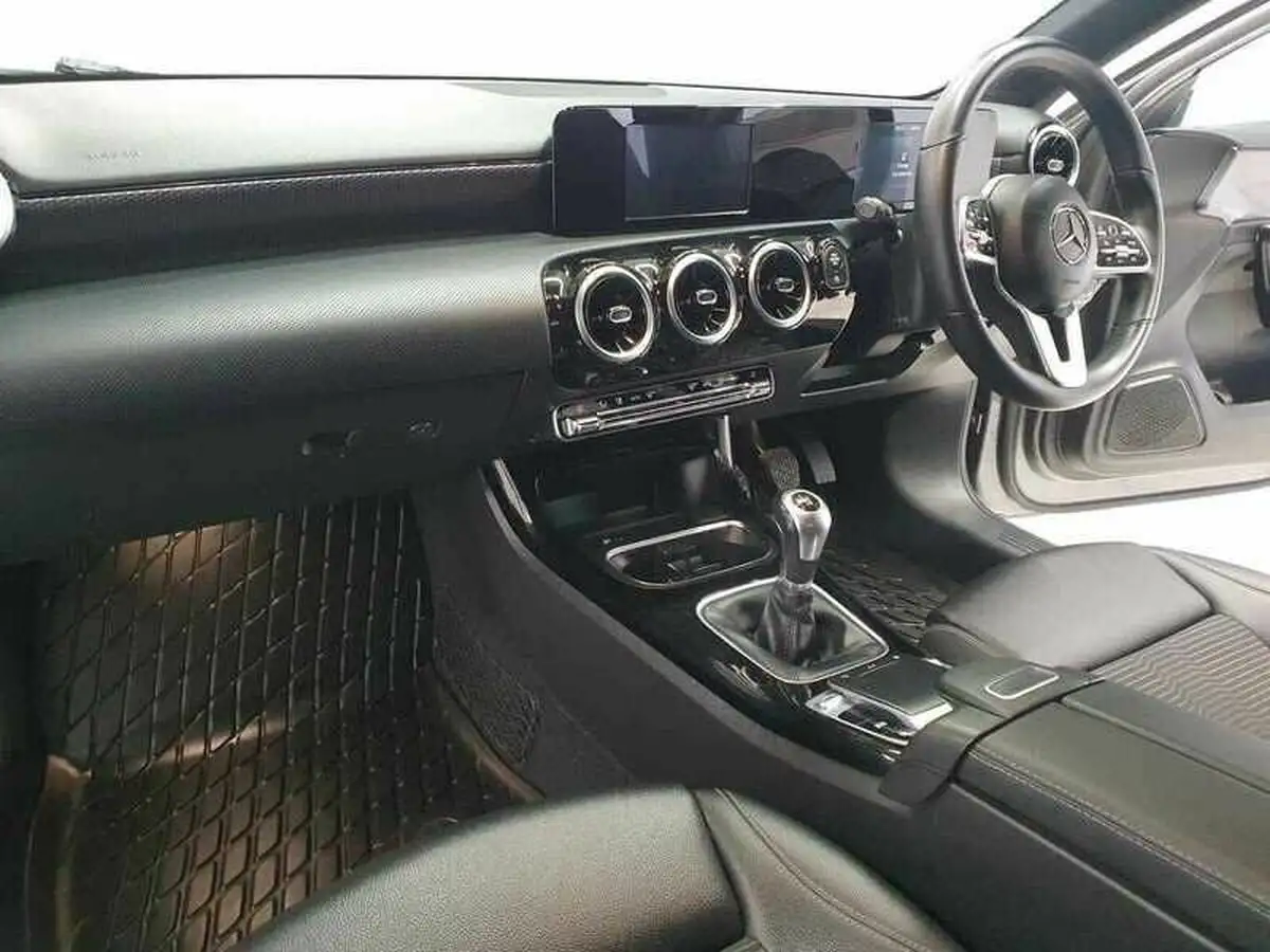 2019-mercedes-benz-a-class-13-a180-sport-hatchback-5d-1332cc-big-21