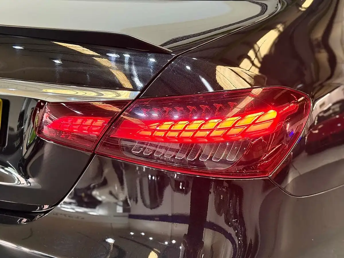 2021-mercedes-benz-e-class-20d-e220d-amg-line-night-edition-premium-plus-saloon-4d-big-64