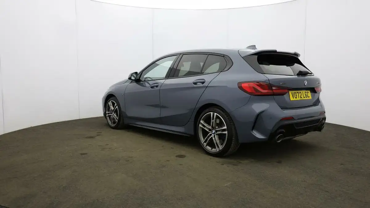 2022-bmw-1-series-20-m135i-xdrive-big-46