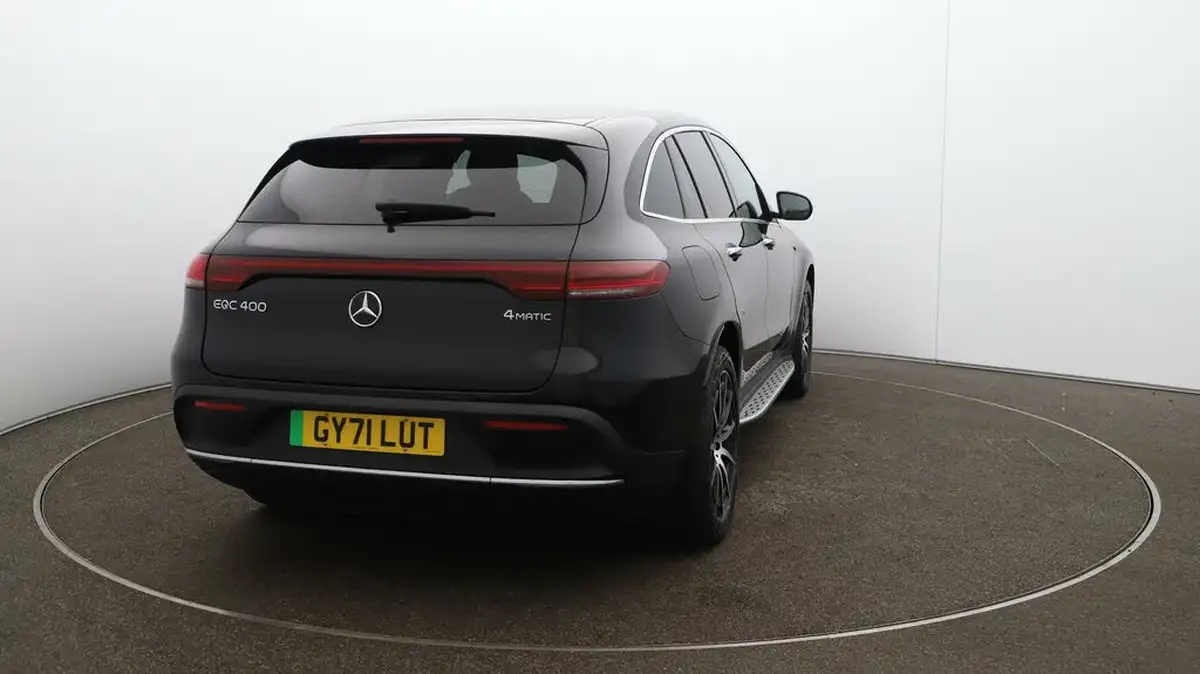 2021-mercedes-benz-eqc-e-eqc-400-amg-line-big-55