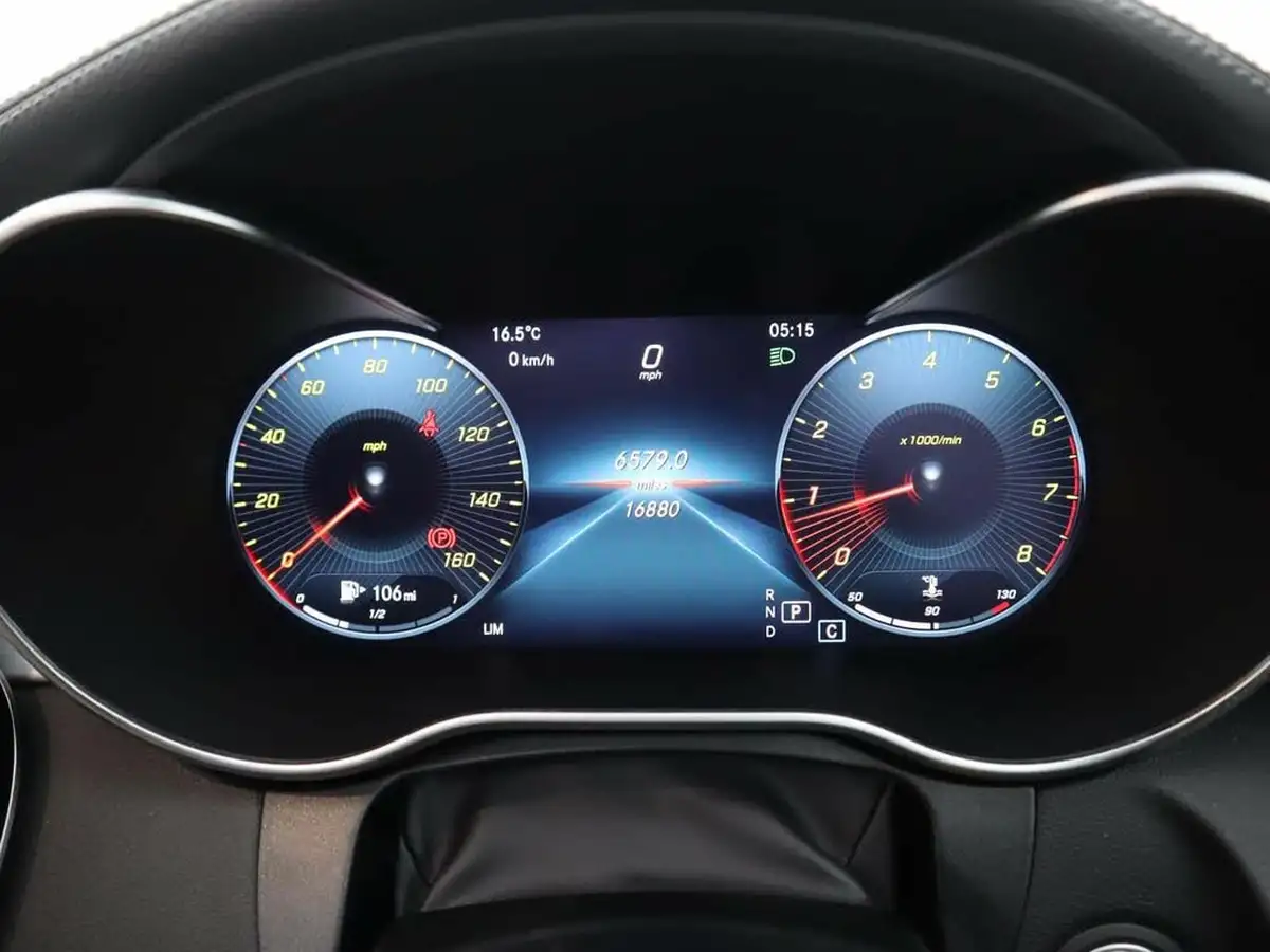 2019-mercedes-benz-c-class-20-c300-amg-line-premium-plus-coupe-2d-big-20