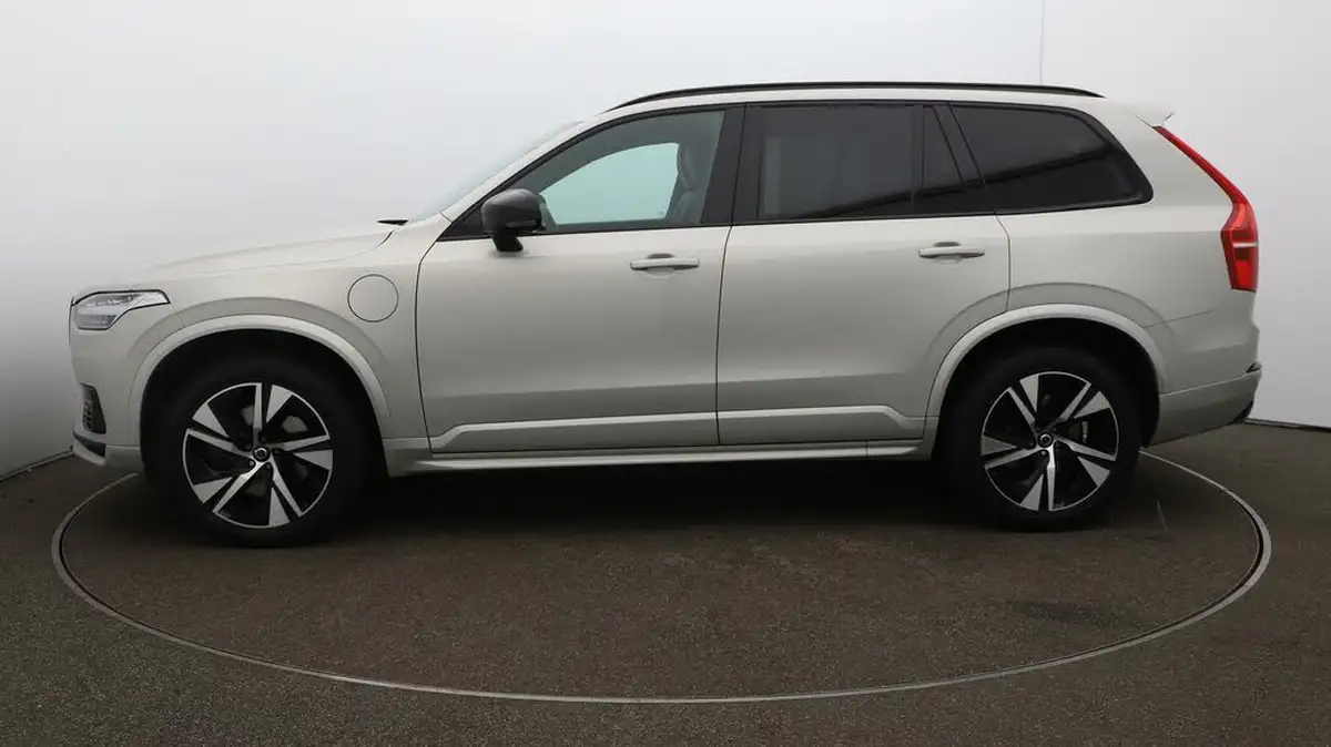2021-volvo-xc90-20-t8-r-design-390bhp-big-64