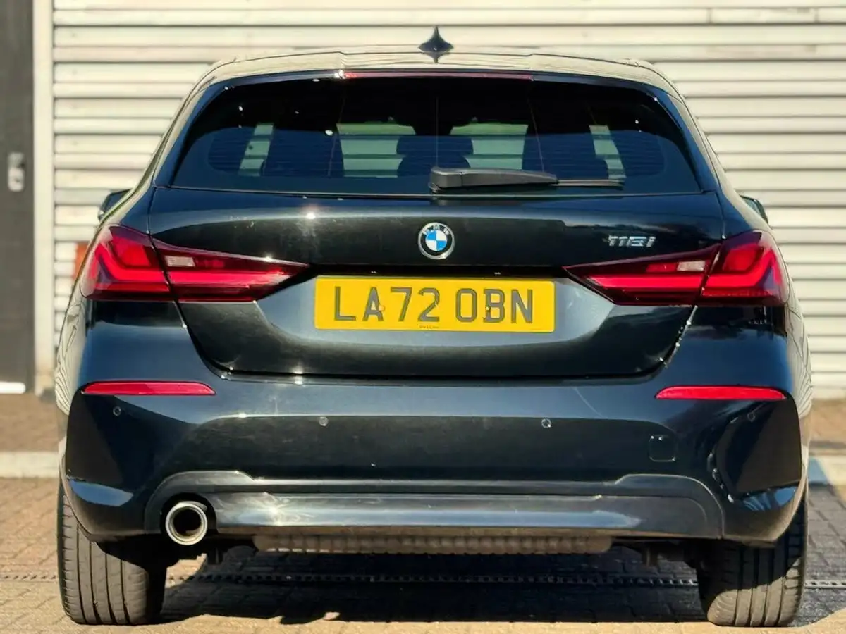 2023-bmw-1-series-15-118i-sport-dct-big-4