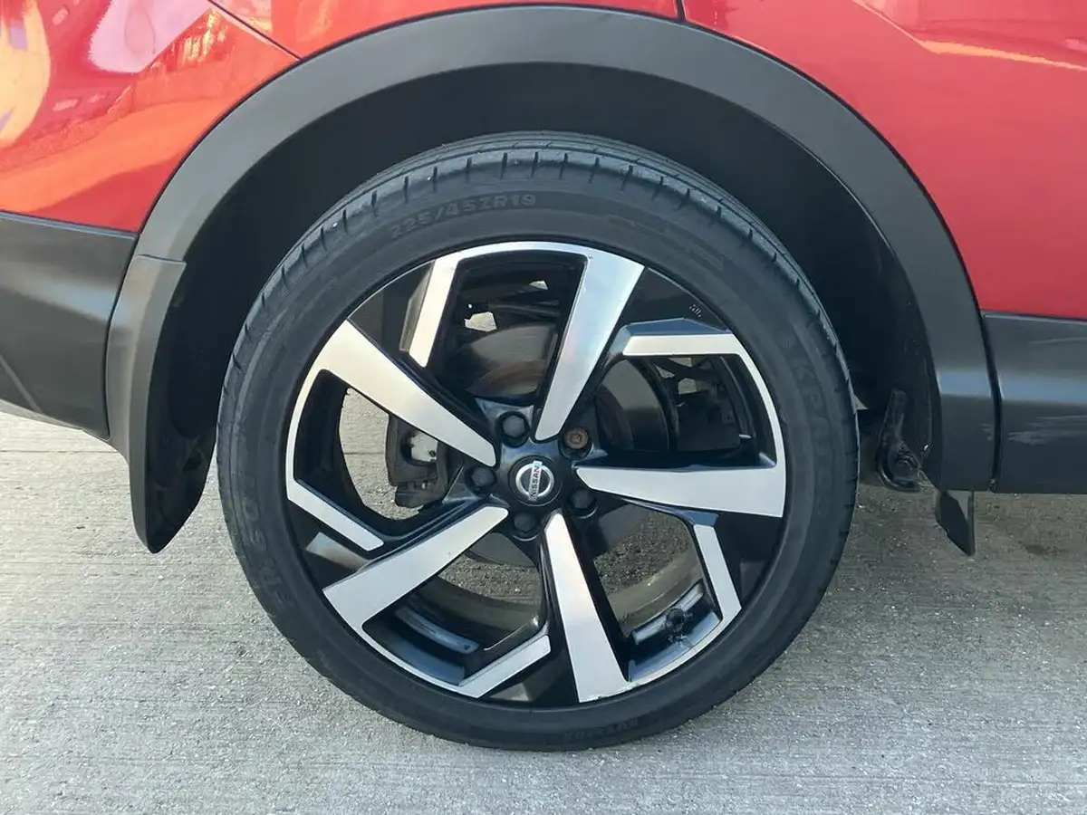 2018-nissan-qashqai-12-dig-t-tekna-big-7