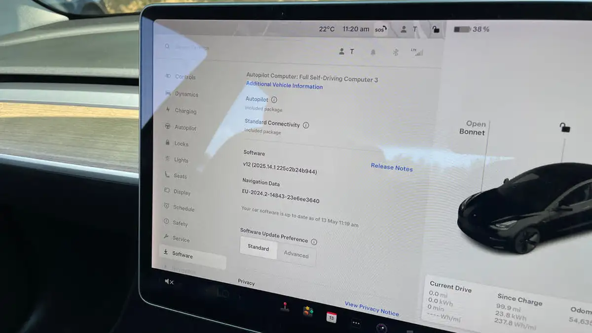 2021-tesla-model-3-e-long-range-awd-big-28