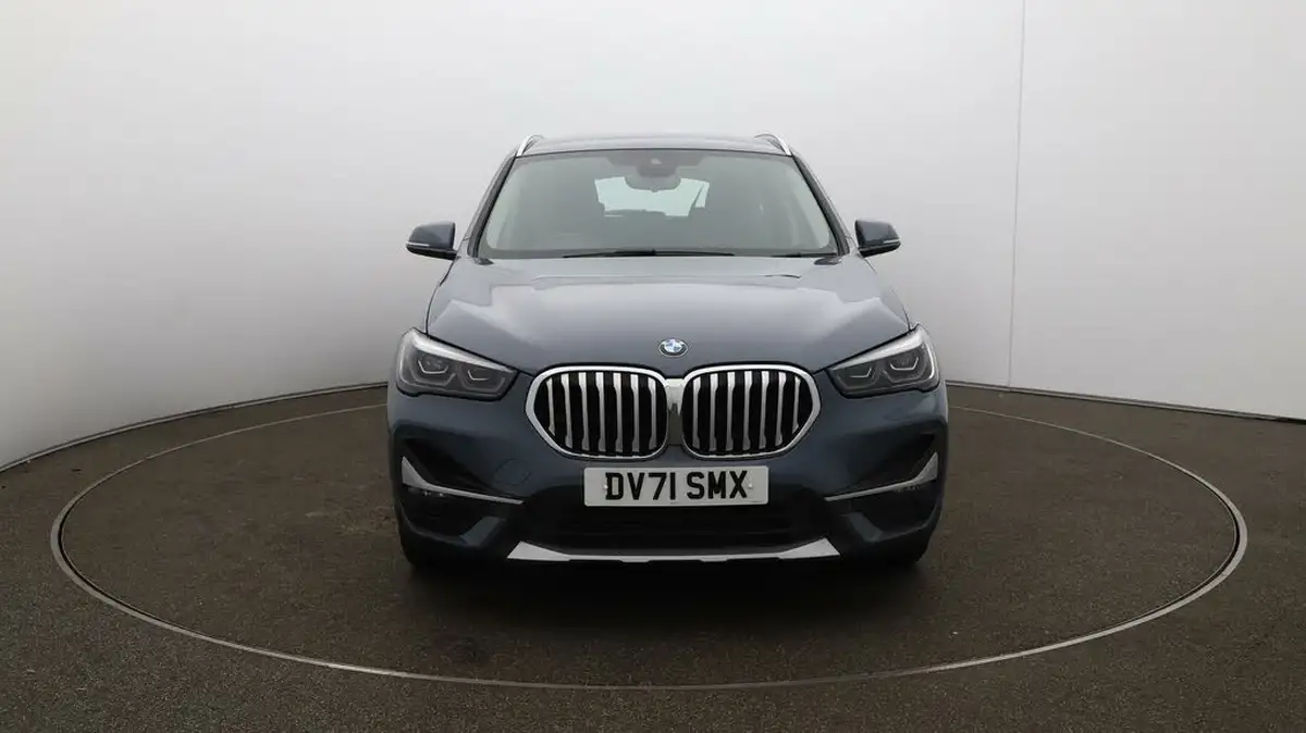2021-bmw-x1-15-xdrive-25e-phev-xline-big-39