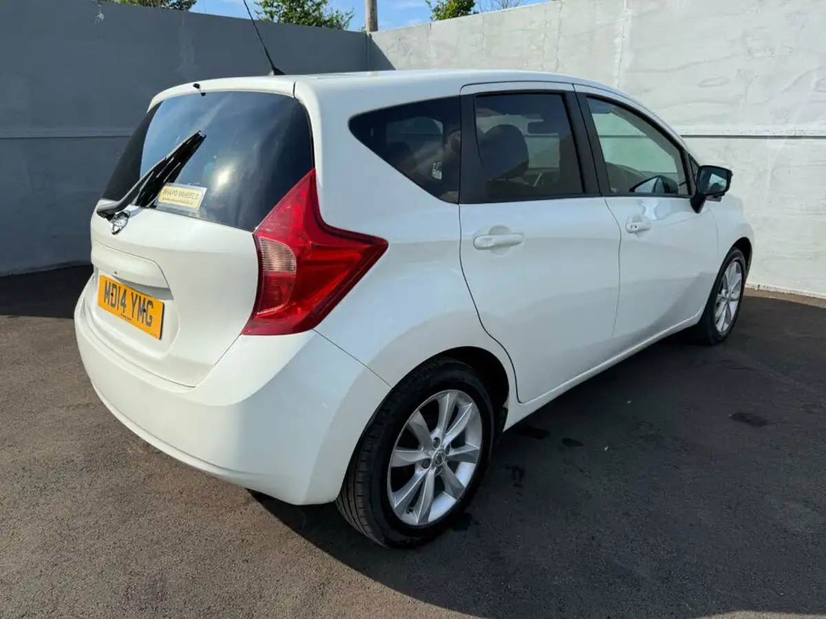 2014-nissan-note-12-tekna-cvt-big-4