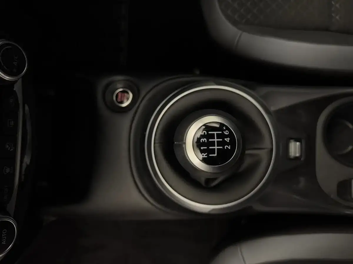 2024-nissan-juke-10-dig-t-n-connecta-big-14
