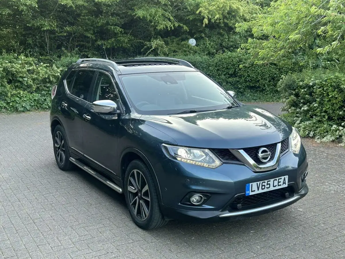 2015-nissan-x-trail-16dci-tekna-xtronic-cvt-big-4