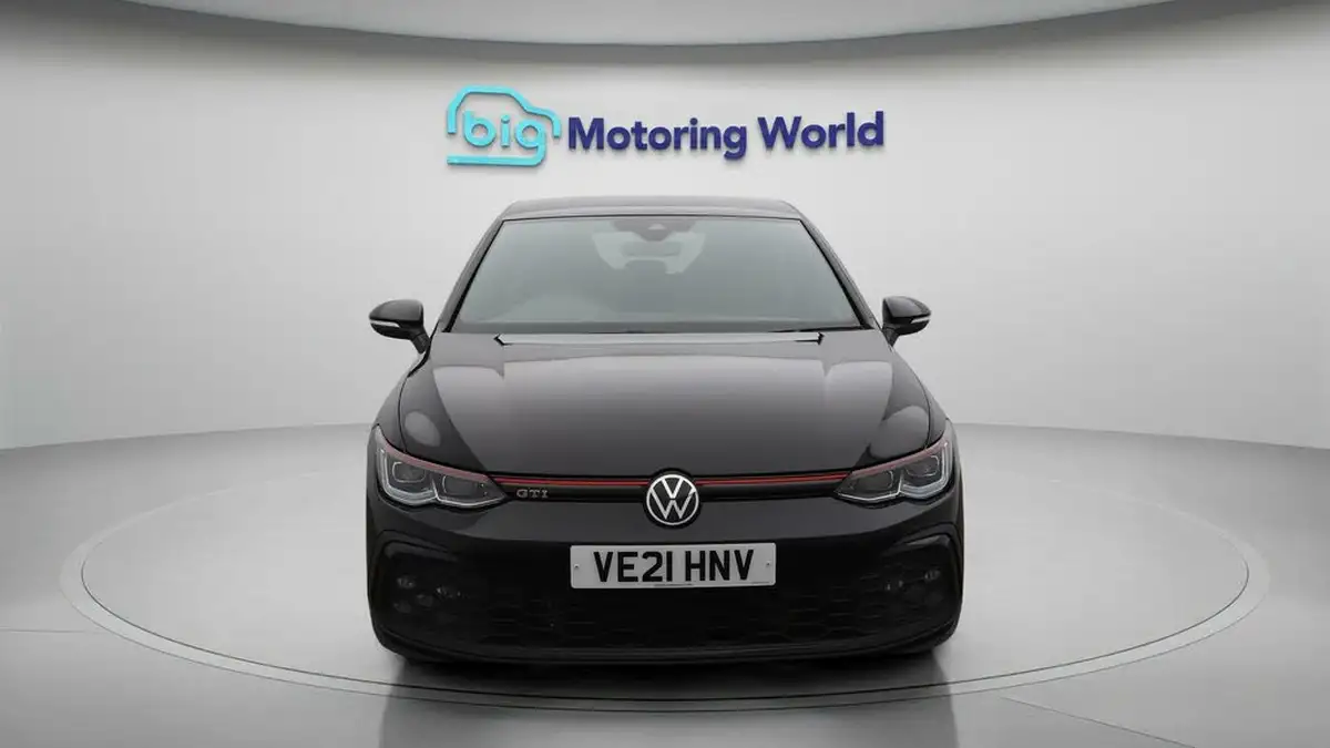 2021-volkswagen-golf-20-tsi-gti-dsg-big-2