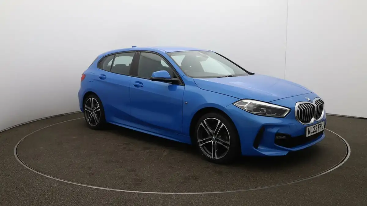 2022-bmw-1-series-15-118i-m-sport-lcp-big-37