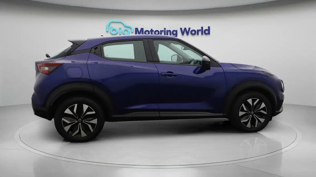 2022-nissan-juke-10-dig-t-acenta-big-8