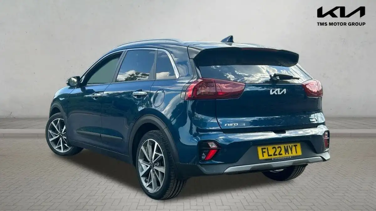 2022-kia-niro-16-gdi-4-139bhp-132kwh-big-1