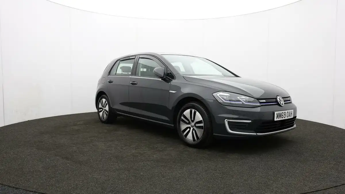 2020-volkswagen-golf-e-e-golf-big-48