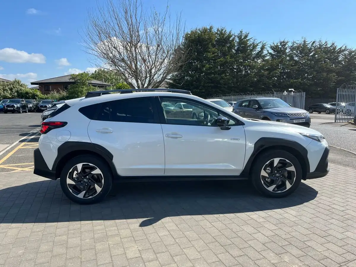 2024-subaru-crosstrek-20i-e-boxer-touring-big-6