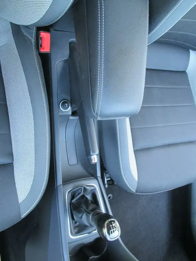 2018-skoda-rapid-spaceback-10-tsi-se-tech-95ps-ss-big-33
