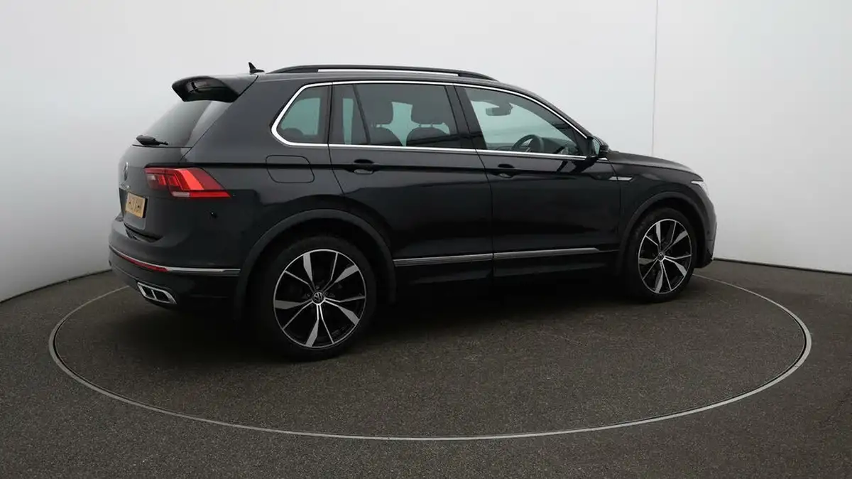 2021-volkswagen-tiguan-15-tsi-r-line-big-52