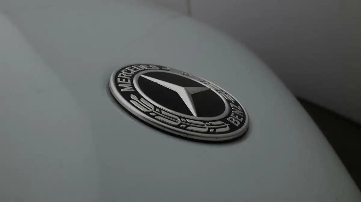 2022-mercedes-benz-cla-13-cla-200-amg-line-shooting-brake-5d-big-20