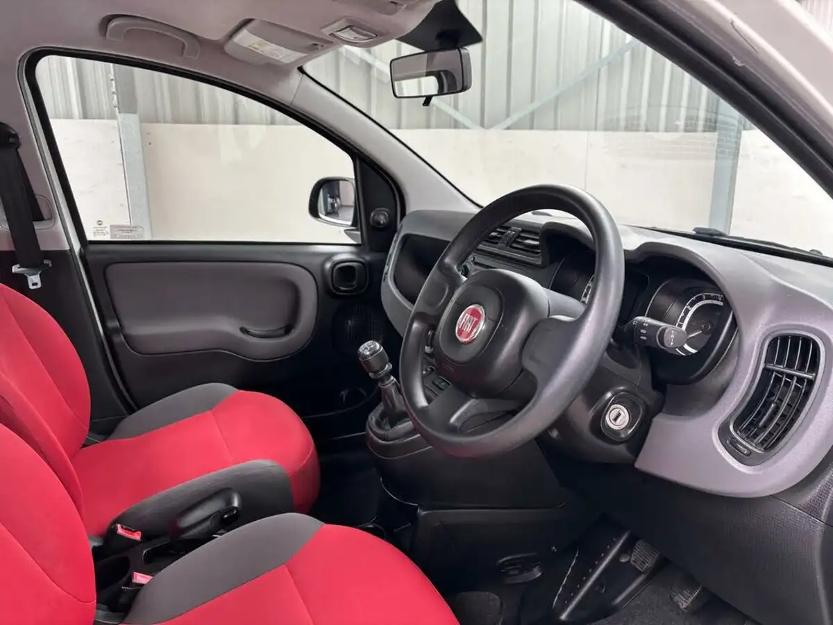 2015-fiat-panda-12-pop-big-3