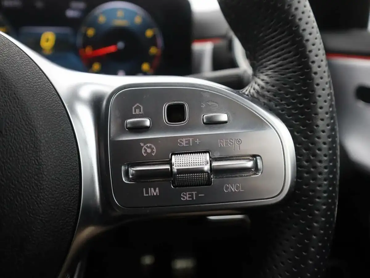 2022-mercedes-benz-cla-13-cla-180-amg-line-premium-coupe-4d-big-30