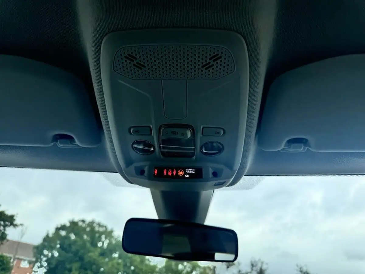 2021-vauxhall-corsa-12i-se-big-22